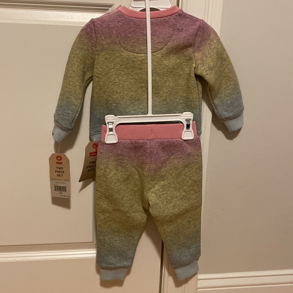 LEVI’S Two Piece Set - Picture 9 of 16